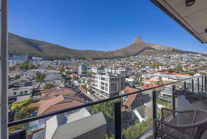 2 Bedroom Property for Sale in Sea Point Western Cape